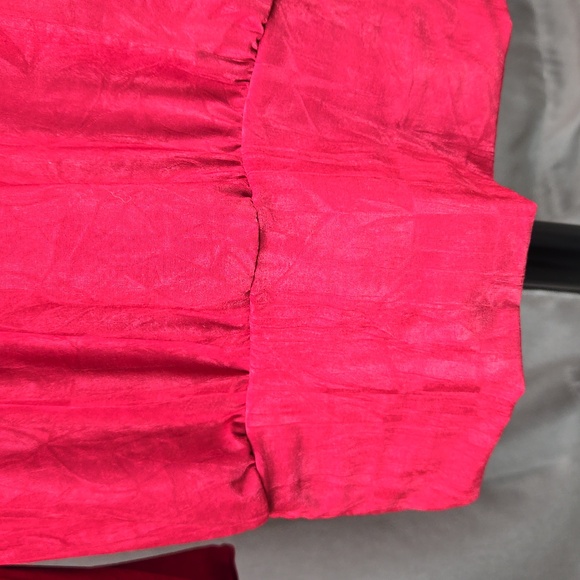 Diane Kroe red sheen dolman long sleeve boat neck top, size small - Picture 3 of 9